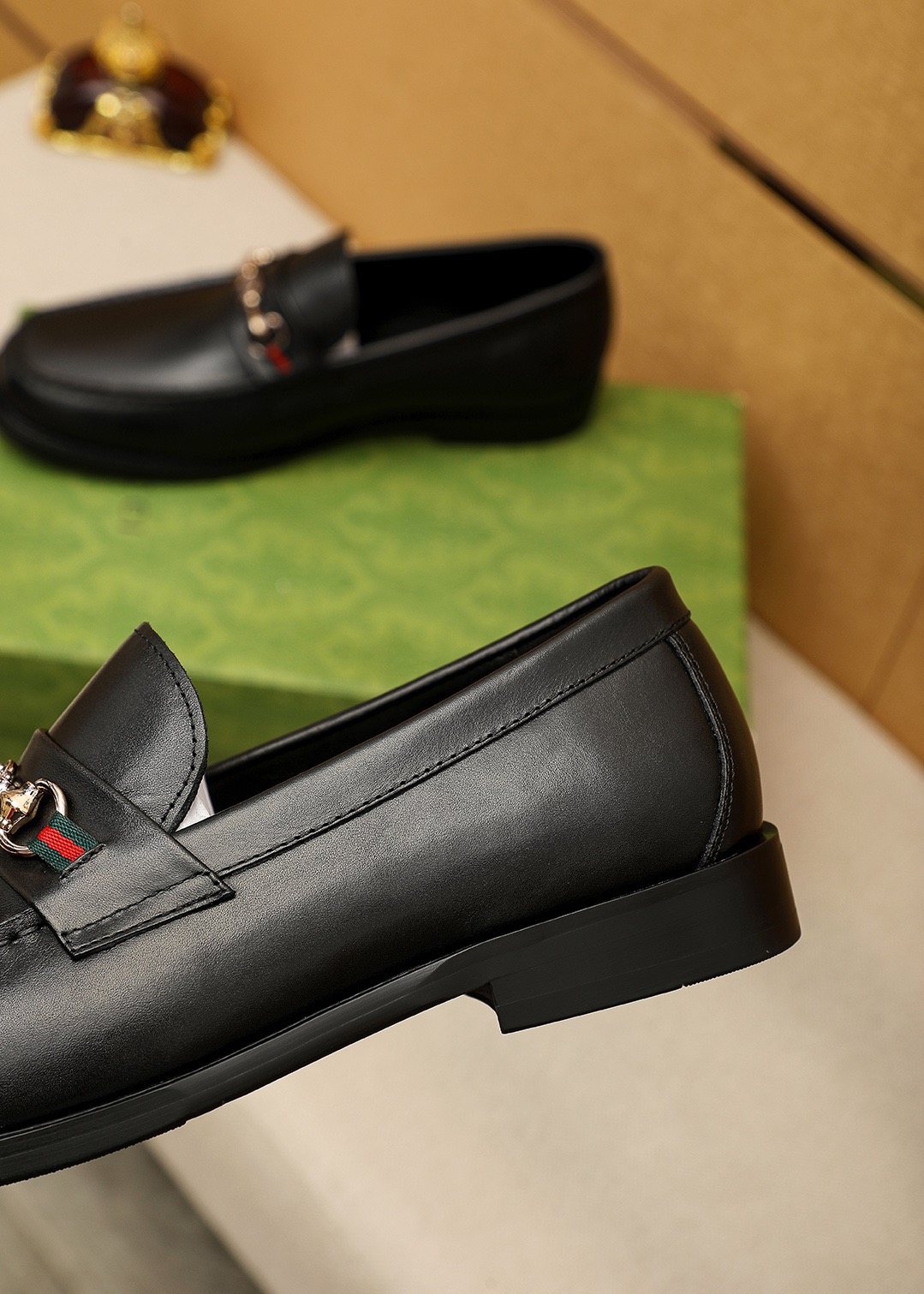 Gucci Black Metal Hardware Loafers