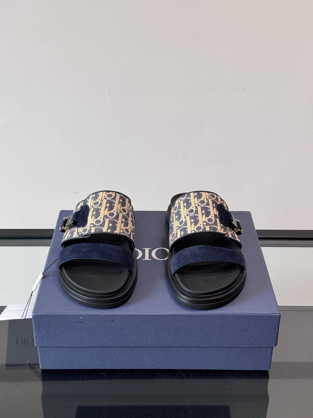 Dior Men's Patterned Strap Slide Sandals - Grooved Outsole